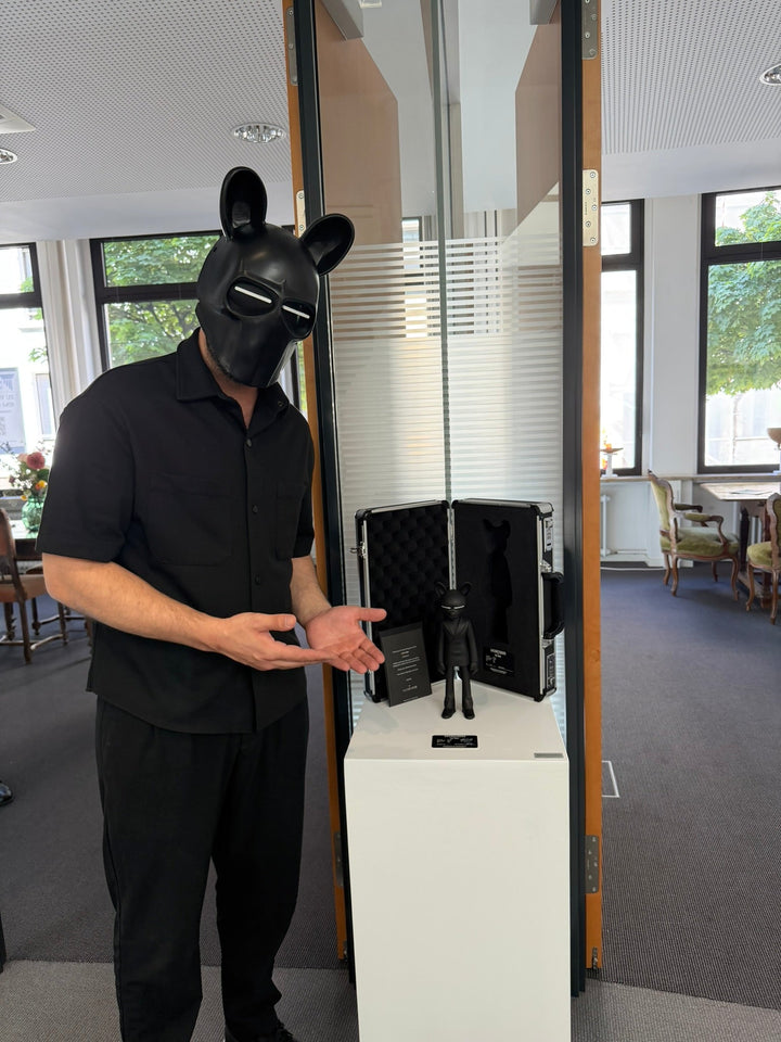Art Basel ist nebenan. THE NOIR steht in ARTE Lörrach.
