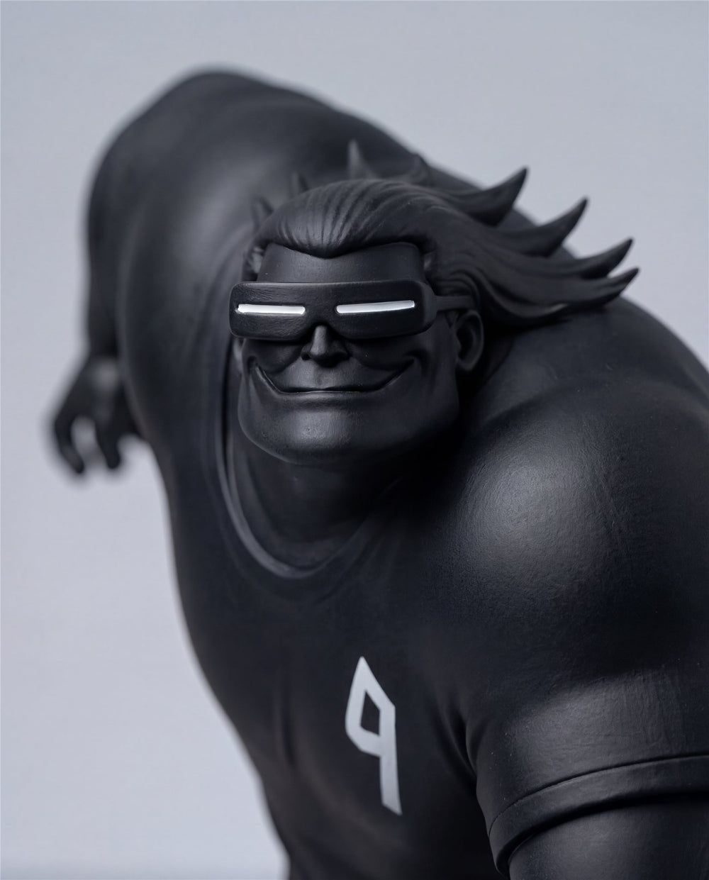 THE NINE — Edition Schwarz, handgefertigte Resin-Skulptur, 20 cm | AKCNSTUDIOS
